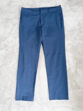 ON Run On Clouds All Day Classic Chino Pants Men’s Large In Blue